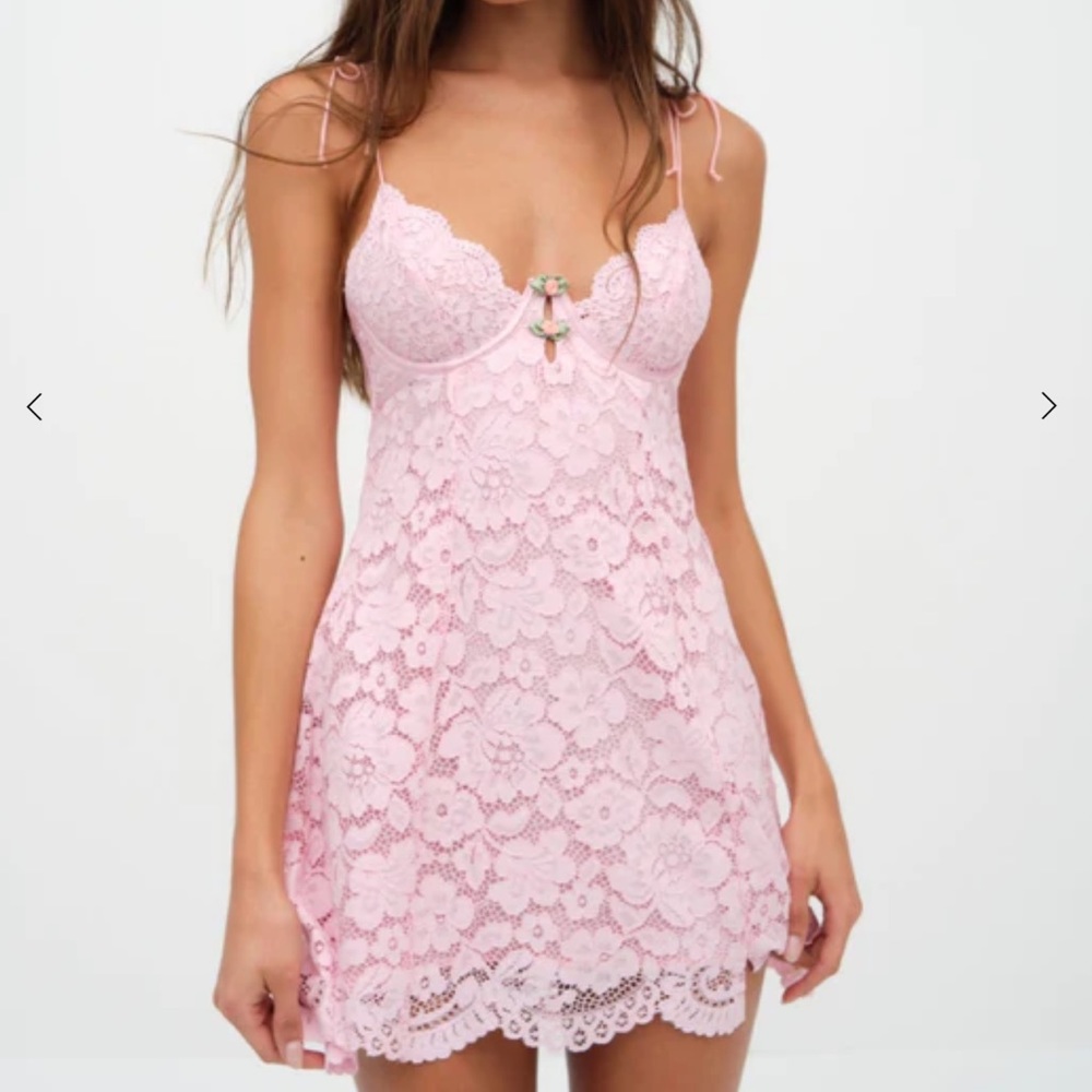 For love and lemons NWT creamsicle lace slip dress